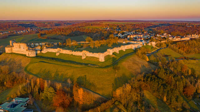 A l'ombre des remparts