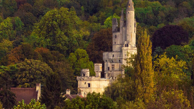 Autour du donjon de Septmonts