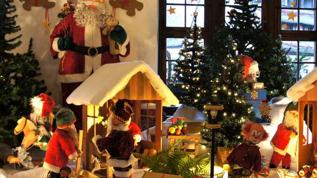 Kunsthandwerker Weihnachtsmarkt - Im Koïfhus