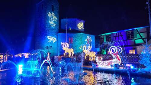 Museum and craftmen Christmas market