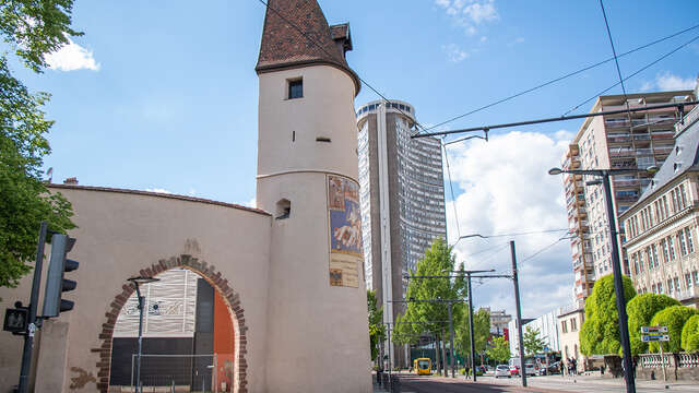 Visite guidée : Histoire de muraille, d'eau et de tours