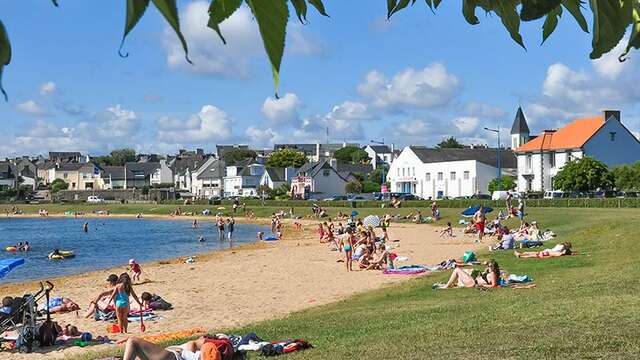 Plage des enfants - Plan d'eau de mer