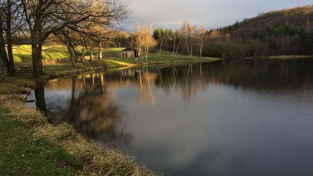 Etang de baignade du " Puychaumartin"à Château-Chervix