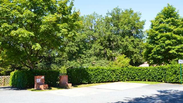Aire d'accueil de camping-cars