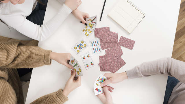 Après-midi jeux de société à la médiathèque Aqua-Libris