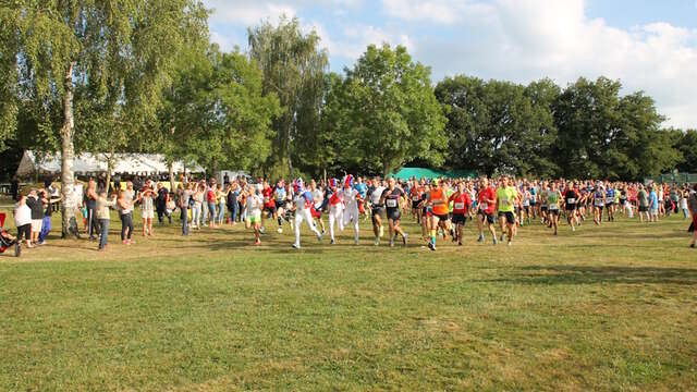 Festival des Bandafolie’s - messe, Bandafoulées, concerts, bodega