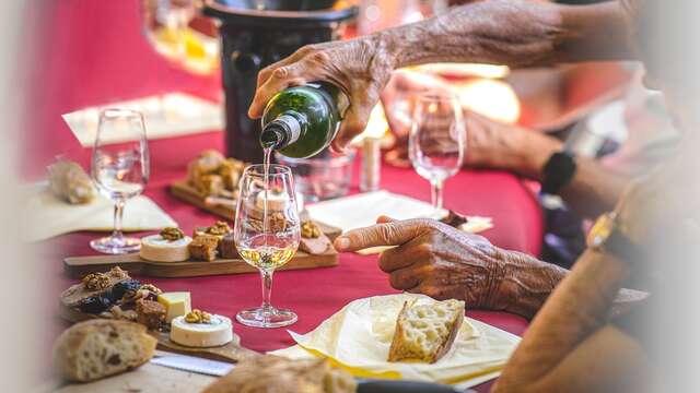 Guided tour & local produces | Domaine de Grange Neuve