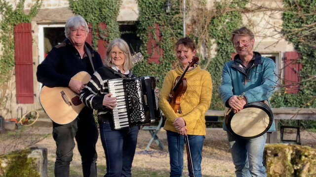 Concert au marché fermier: Les Compères