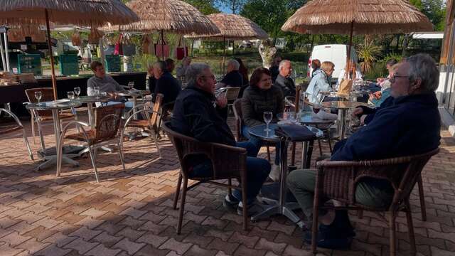 Restaurant - Camping L'étang de Laubanère