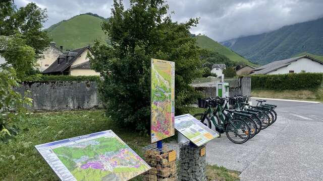 Station de location de vélos électriques