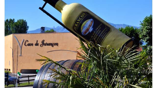 Aire de camping-car - Stationnement et services - Cave des producteurs de Jurançon