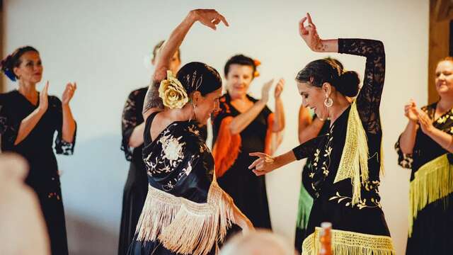 Soirée avec Tralala landes - animation Sévillanes