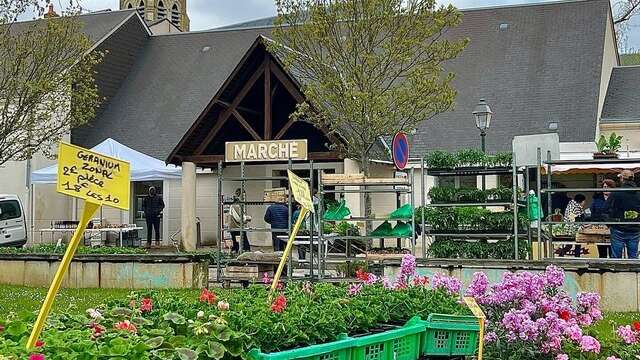 Marché de Naveil