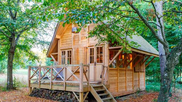 Cabane Lodge au Château des Briottières