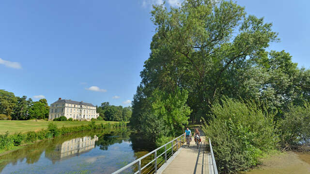 LA VÉLO FRANCETTE, CHEMIN DE HALAGE DE LA MAYENNE (LE LION D'ANGERS - ANGERS)