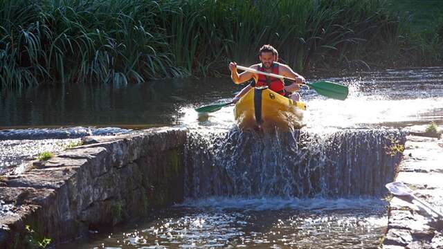 CANOË KAYAK D'AMBRIÈRES LES VALLÉES -PARC DES LOISIRS DE VAUX