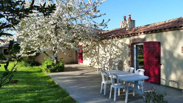La courtoise chez gustine