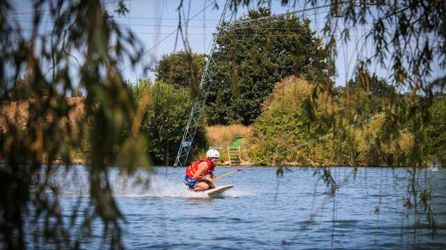 Téleski nautique Wake Paradise