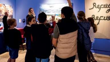 Résurgence X : visites ludiques de l'exposition collective d’art contemporain - fabrique ton carnet