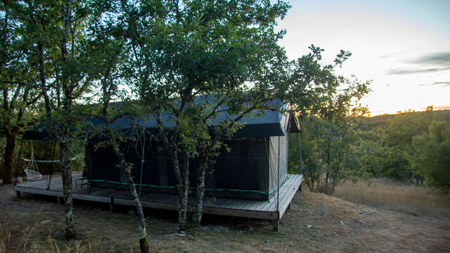 Aux Lodges du Mas de Nadal : Lodge Safari Cocon 2