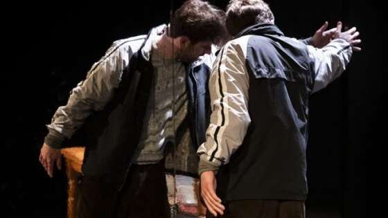 Théâtre de l'Usine - Maintenant je n’écris plus qu’en français