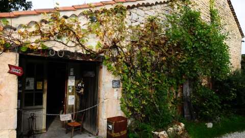 Antiquité et Brocante  "Du Château de Gayrac"