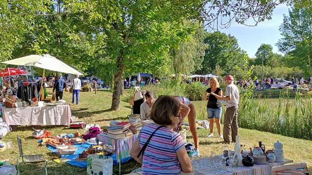 Vide-Greniers, Friperie, Trocante au Lac de Marcenac