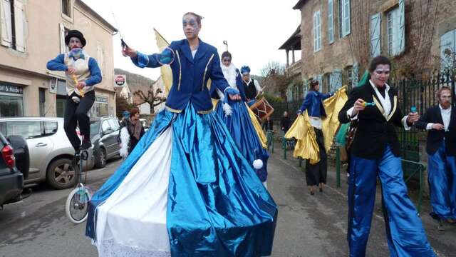 Festivités de Noël à Saint-Céré : Spectacle de Rue