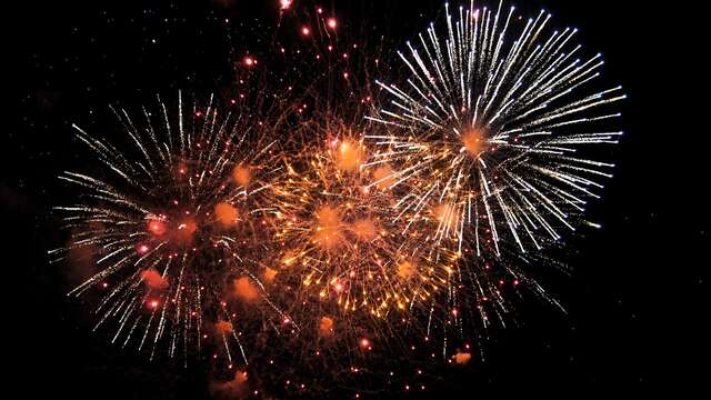 Feu d'artifice à Caillac