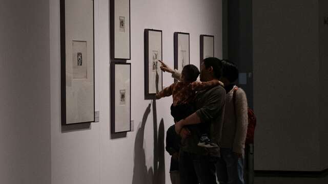 Festival Résurgence IX : Visite expo famille : Mémoire d’un voyage "Création de boîtes à souvenirs"