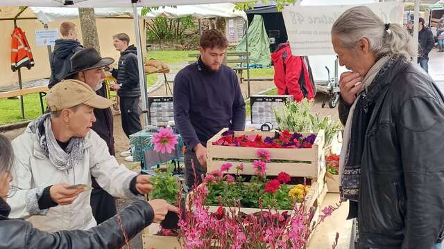 MARCHÉ DU PRINTEMPS
