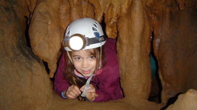 CENTRE D'ACTIVITES DE PLEINE NATURE : SPELEOLOGIE