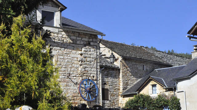 Le Mont rose (Variante restant sur le Causse)