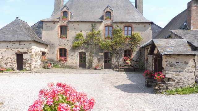 FERME AUBERGE - LA TOUCHE