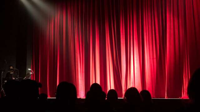 Représentation de l'atelier théâtre collège de la Cie Dodeka