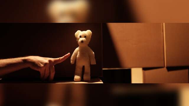 Théâtre d'objets & marionnettes "Coffre"