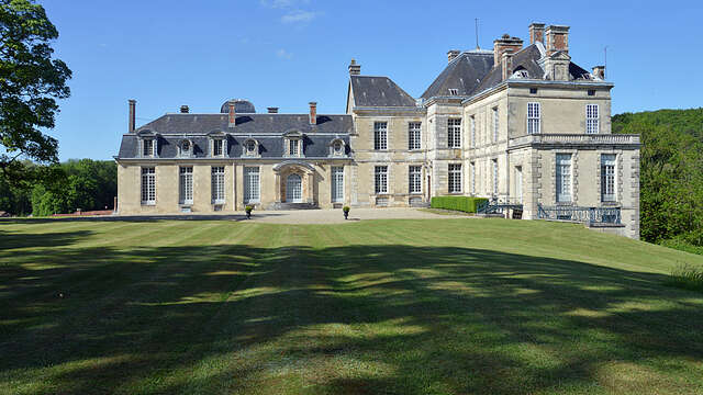 CHATEAU DE CIREY-SUR-BLAISE