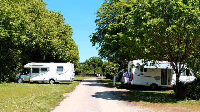 Aire de Camping-cars de Saint-Jean-sur-Mayenne