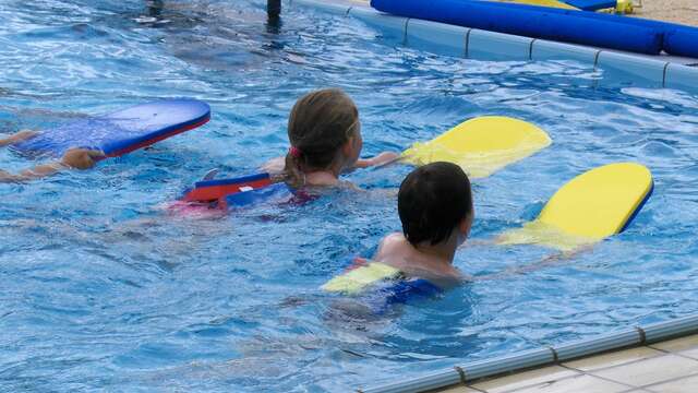 Beaumont-sur-Sarthe swimming pool