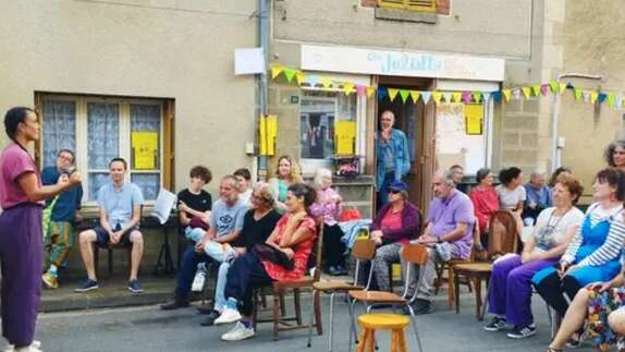Spectacles au café Chez Juliette