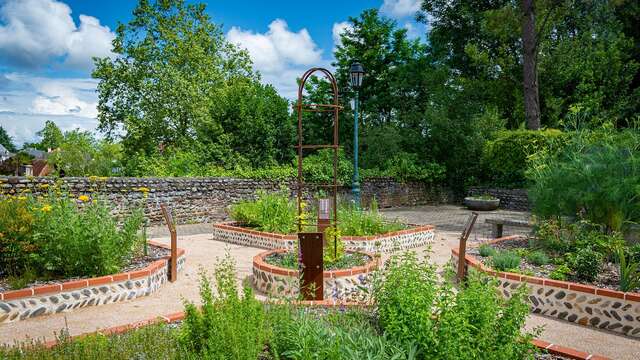 Jardin médiéval de la Cité médiévale de Lescar