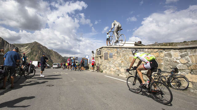 LOURDES COL DU TOURMALET PAR BAGNERES