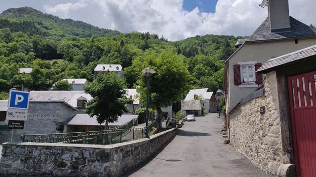 DES GRANGES DE LIAS À SOULAN
