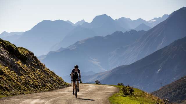 LE COL DE  PEYRESOURDE - DEPUIS GENOS