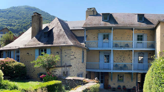 CHAMBRES D'HOTES "LE CLOS DE LUZ"