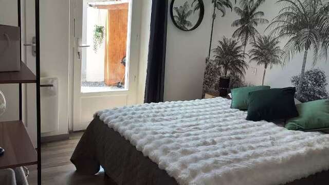 APPARTEMENT REZ DE CHAUSSÉE TOUT CONFORT AVEC JARDIN