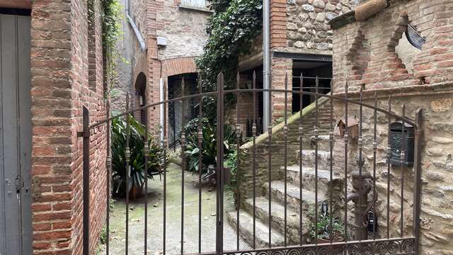 LE PETIT PARIS