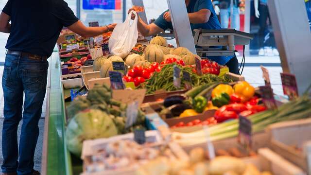 MARCHÉ HEBDOMADAIRE DE MAYENNE