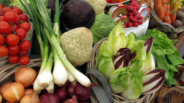 MARCHÉ HEBDOMADAIRE DE LANDIVY