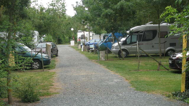 AIRE DE STATIONNEMENT - CAMPING DES CONCHES